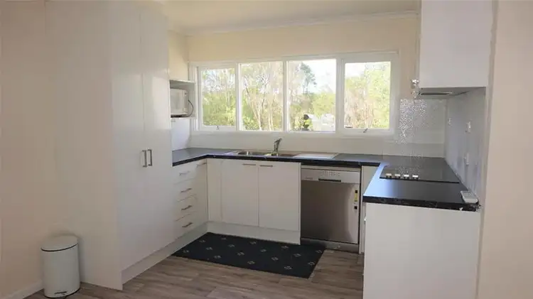 Fifth view of Homely house listing, 8 Karen Court, Loch Sport VIC 3851