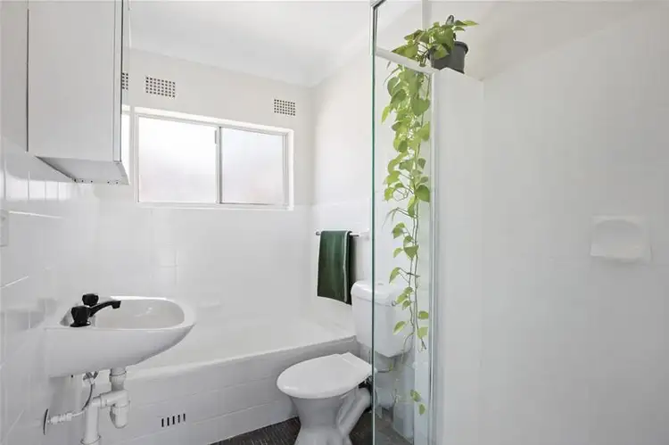 Sixth view of Homely unit listing, 13/11 Westminster Avenue, Dee Why NSW 2099