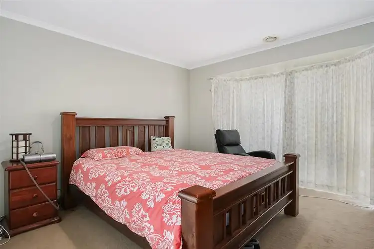 Fifth view of Homely house listing, 25 Avondale Drive, Wodonga VIC 3690
