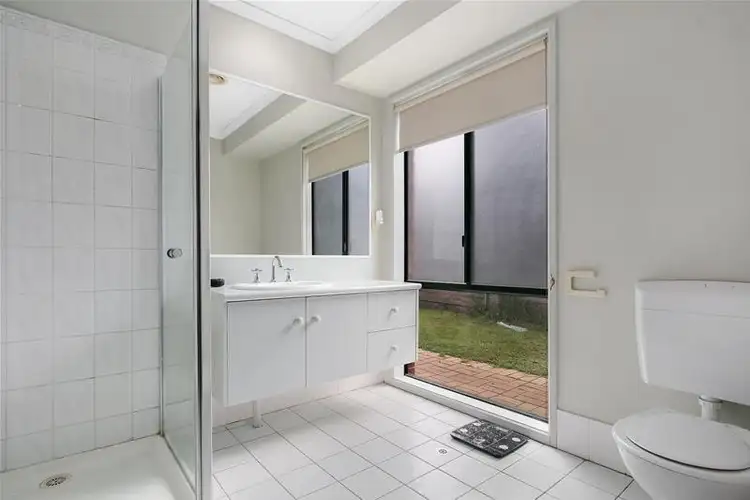 Sixth view of Homely house listing, 25 Avondale Drive, Wodonga VIC 3690