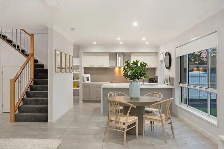 Second view of Homely house listing, 4 Beacon Court, Elanora QLD 4221
