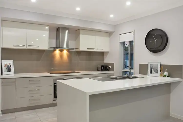 Third view of Homely house listing, 4 Beacon Court, Elanora QLD 4221