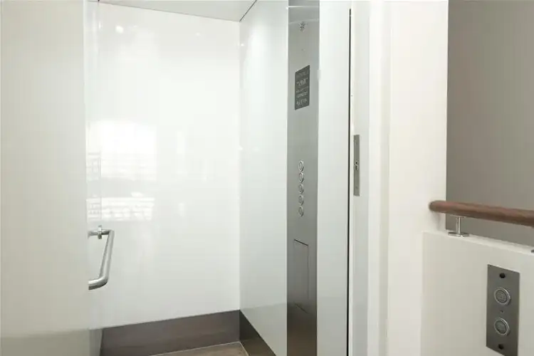 Sixth view of Homely townhouse listing, 2/105 Laguna Avenue, Palm Beach QLD 4221