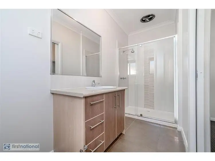 Sixth view of Homely house listing, 18 Gippsland Way, Craigieburn VIC 3064