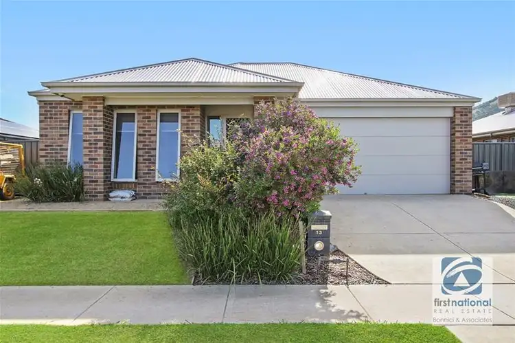 13 Kirby Drive, Killara VIC 3691