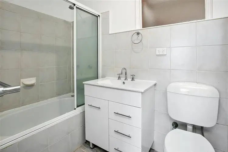 Fourth view of Homely unit listing, 9/3 Grafton Crescent, Dee Why NSW 2099