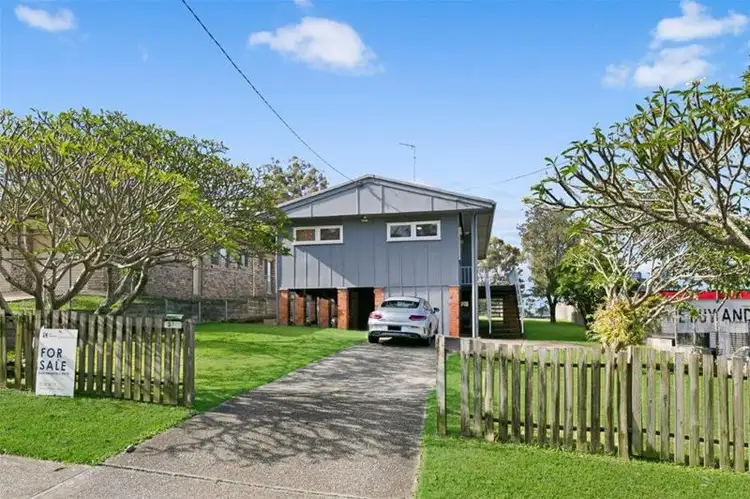 37 Brolga Avenue, Southport QLD 4215