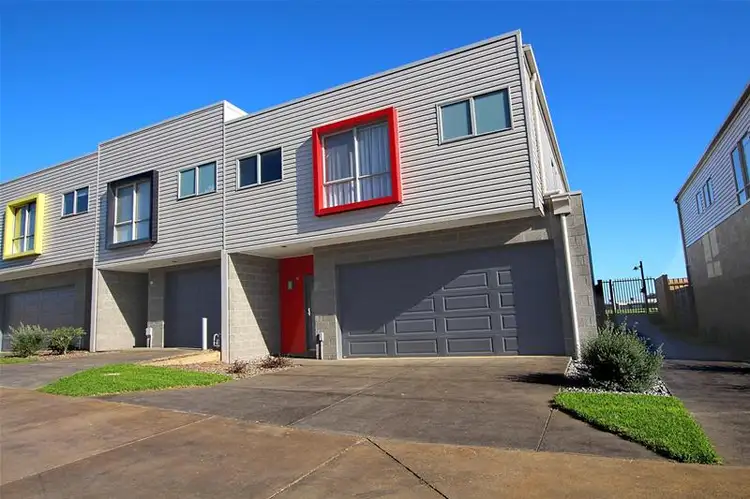 17 Napier Place, Warrnambool VIC 3280