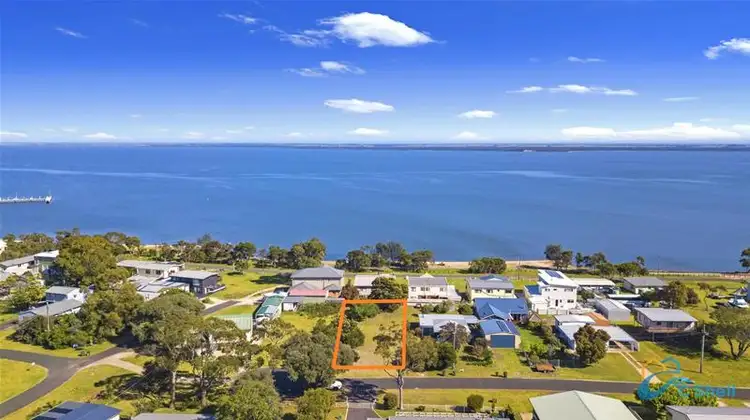 53 Fisher Parade, Loch Sport VIC 3851
