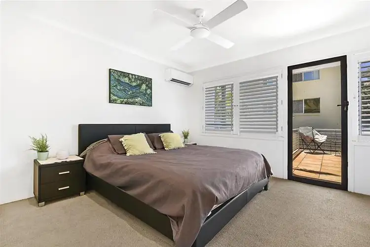 Seventh view of Homely apartment listing, 2/33 Wharf Road, Surfers Paradise QLD 4217