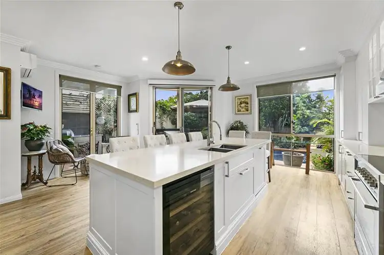 Third view of Homely villa listing, 1/39 Hughes Avenue, Main Beach QLD 4217