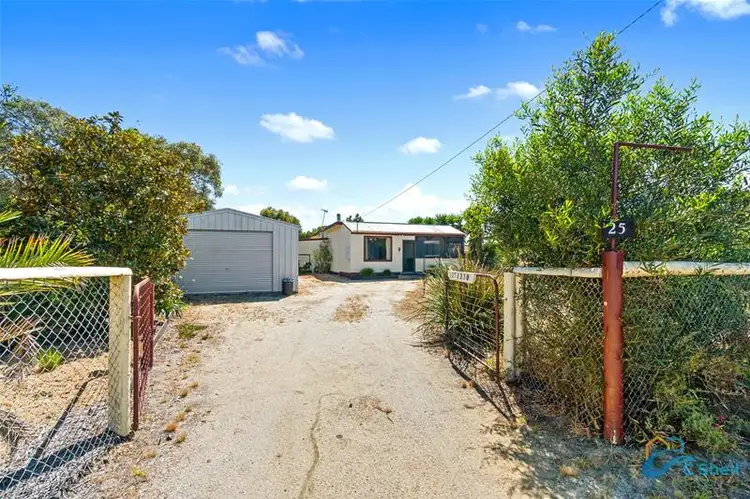 25 Bream Road, Loch Sport VIC 3851