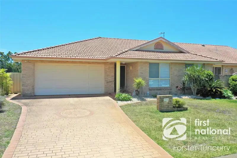 Main view of Homely villa listing, 2/2 Viola Circuit, Tuncurry NSW 2428