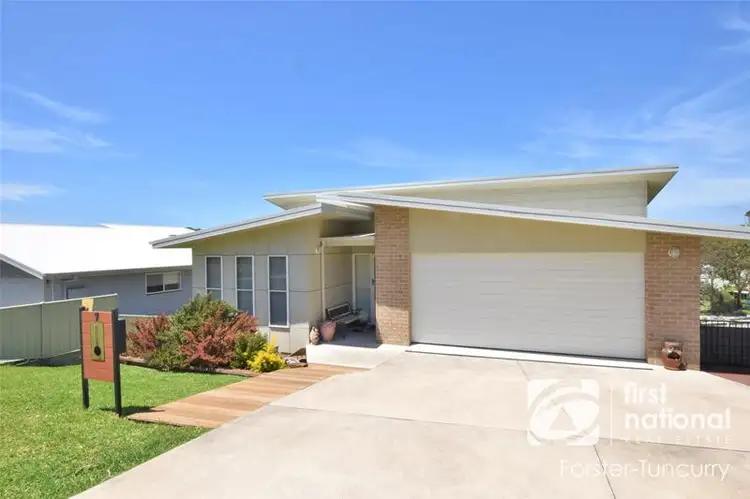 7 Narran Close, Forster NSW 2428