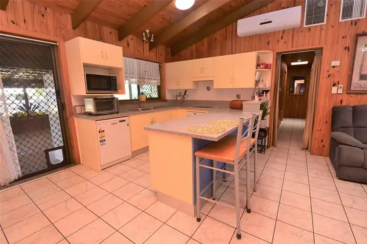 Fifth view of Homely house listing, 8 Diane Court, Biloela QLD 4715