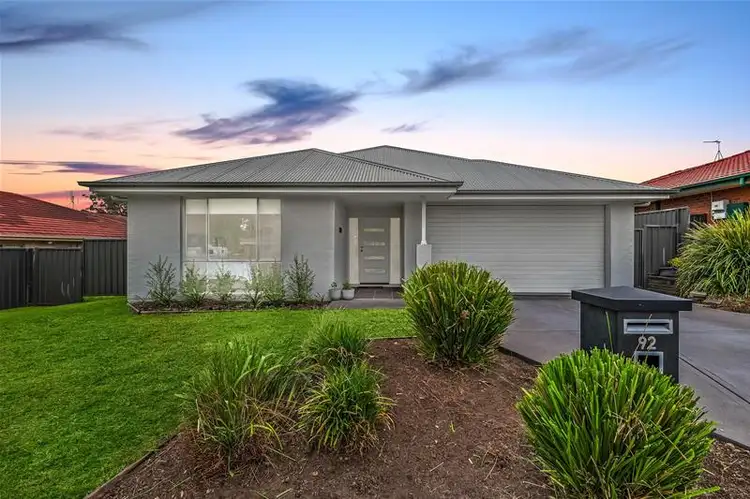 92 Northlakes Drive, Cameron Park NSW 2285