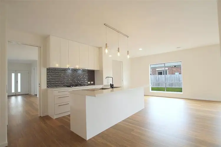 17 Cleveland Street, Warrnambool VIC 3280