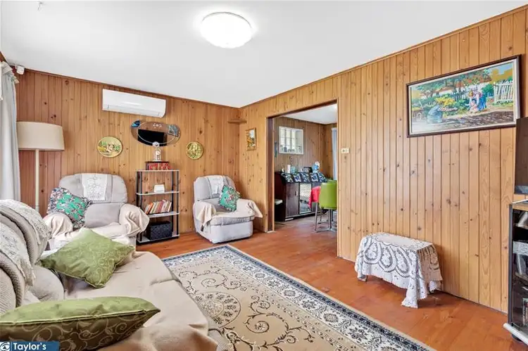 Fourth view of Homely house listing, 8 Onkaparinga Drive, Salisbury SA 5108