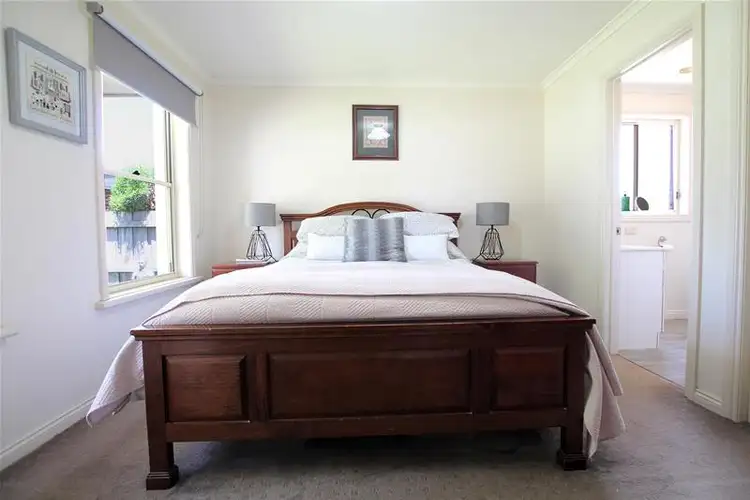 Fifth view of Homely house listing, 2 Neathfield Court, Warrnambool VIC 3280