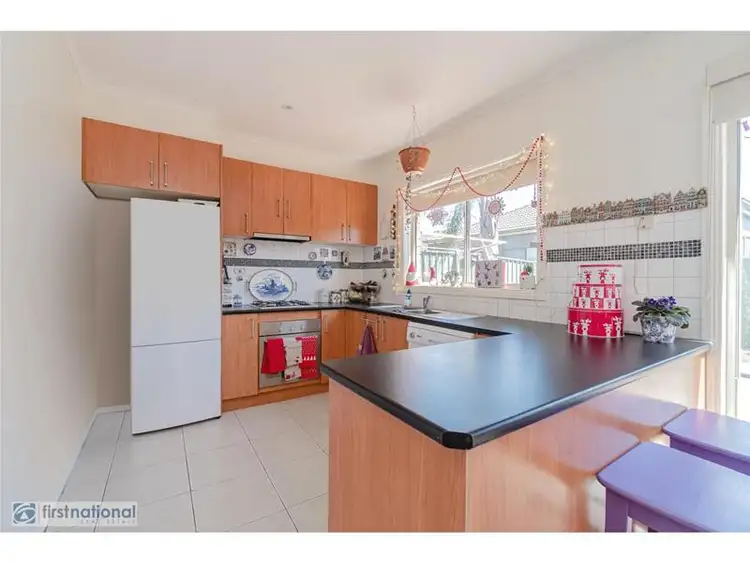 Fifth view of Homely house listing, 31 Chelsworth Loop, Craigieburn VIC 3064