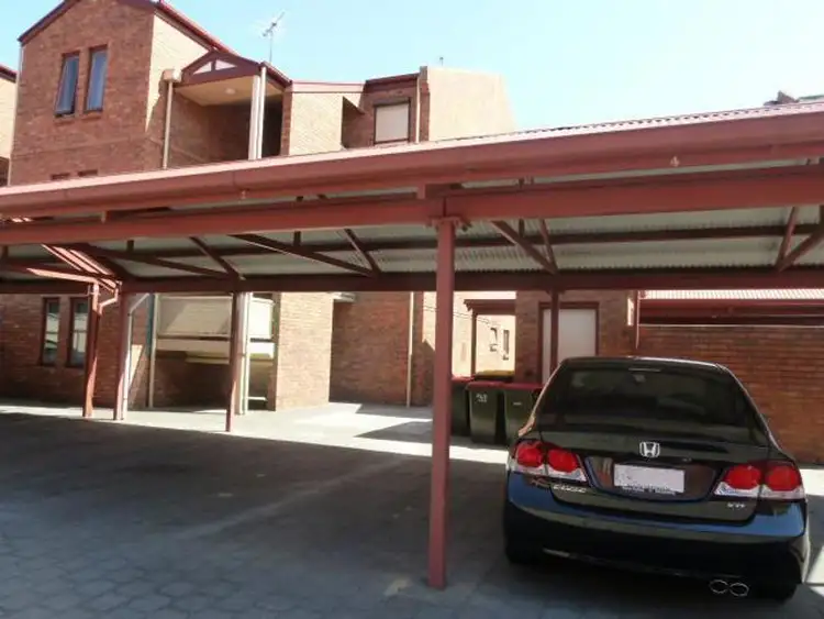 4/11 Royal Place, Adelaide SA 5000