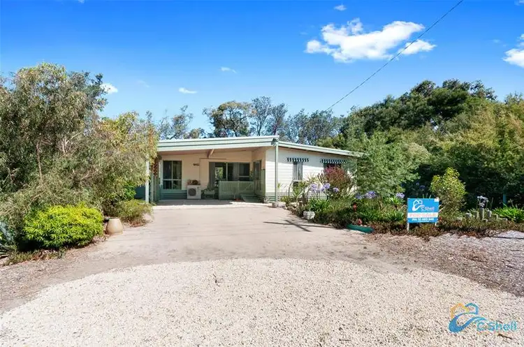 111 Wallaby Street, Loch Sport VIC 3851