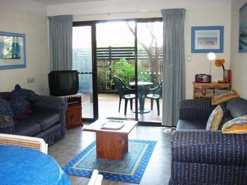 Main view of Homely house listing, 2/72 Mirreen Street, Hawks Nest NSW 2324