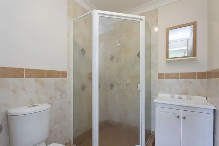 Sixth view of Homely house listing, 4 Kurnell Court, Worongary QLD 4213