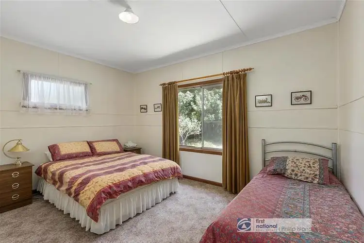 Fifth view of Homely house listing, 2 Seascape Avenue, Cowes VIC 3922