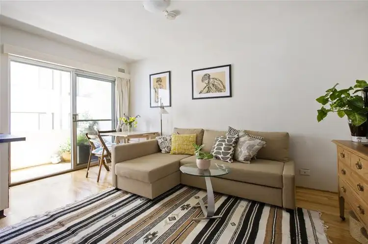 Main view of Homely unit listing, 2/20 Wheeler Parade, Dee Why NSW 2099