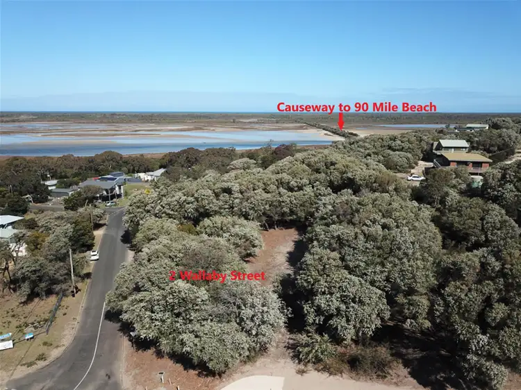 2 Wallaby Street, Loch Sport VIC 3851