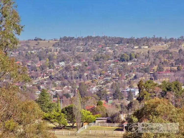 30 Grandview Crescent, Armidale NSW 2350