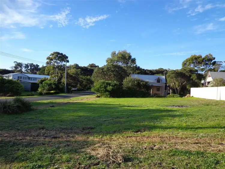 34 Marina Drive, Loch Sport VIC 3851