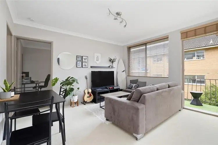Main view of Homely unit listing, 6/8 Avon Road, Dee Why NSW 2099