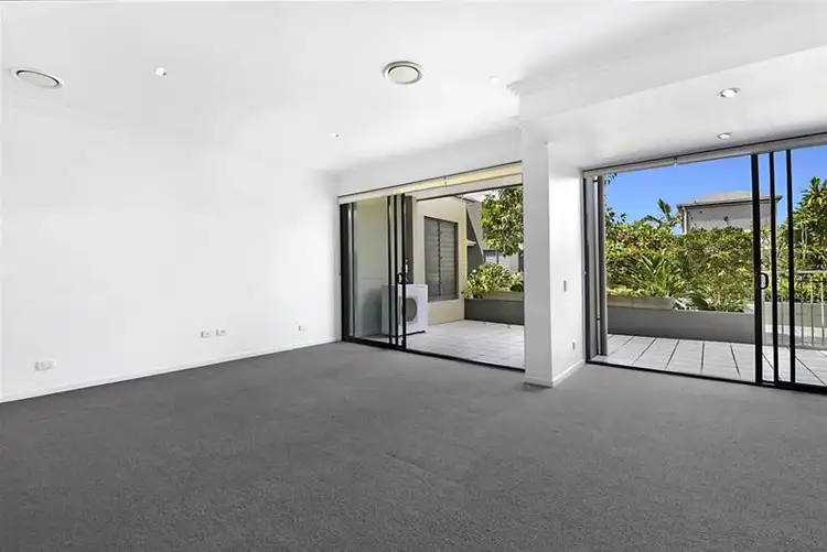 Fourth view of Homely villa listing, 11/45 Bundall Road, Surfers Paradise QLD 4217