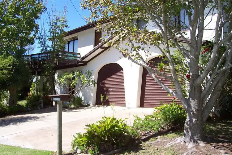 2 Muwarra Avenue, Malua Bay NSW 2536