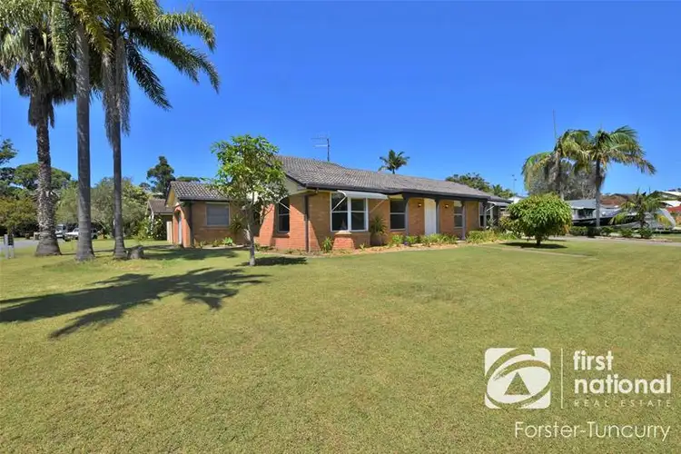 2 Endeavour Court, Forster NSW 2428