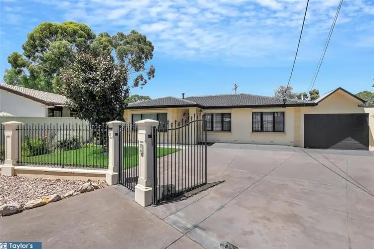 27 Hawke Crescent, Salisbury East SA 5109