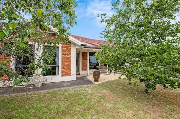 16 Sally Court, Hallett Cove SA 5158