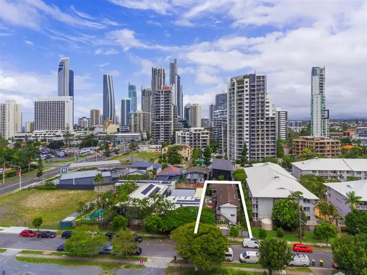Main view of Homely block of units listing, 10 Pine Avenue, Surfers Paradise QLD 4217