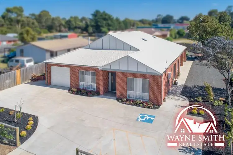 27 Main Street, Romsey VIC 3434