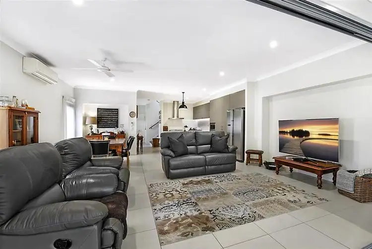 Third view of Homely villa listing, 2/28 Oak Avenue, Surfers Paradise QLD 4217