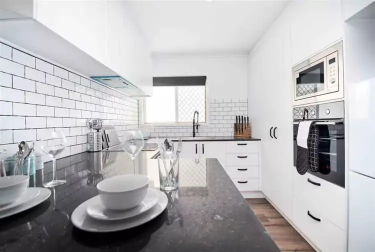 Sixth view of Homely block of units listing, 9 Cronin Avenue, Main Beach QLD 4217