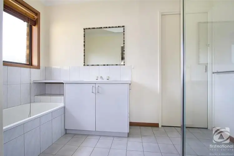 Sixth view of Homely house listing, 8 Francis Court, Wodonga VIC 3690