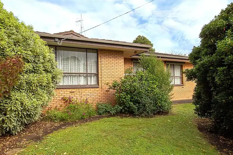 8 Mill Street, Woodford VIC 3281