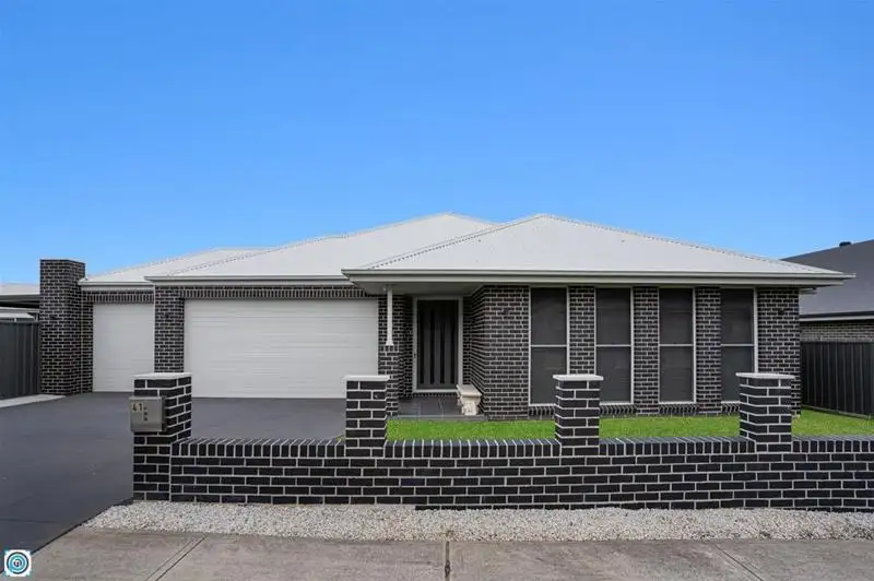 Main view of Homely house listing, 41 Mallon Avenue, Horsley NSW 2530