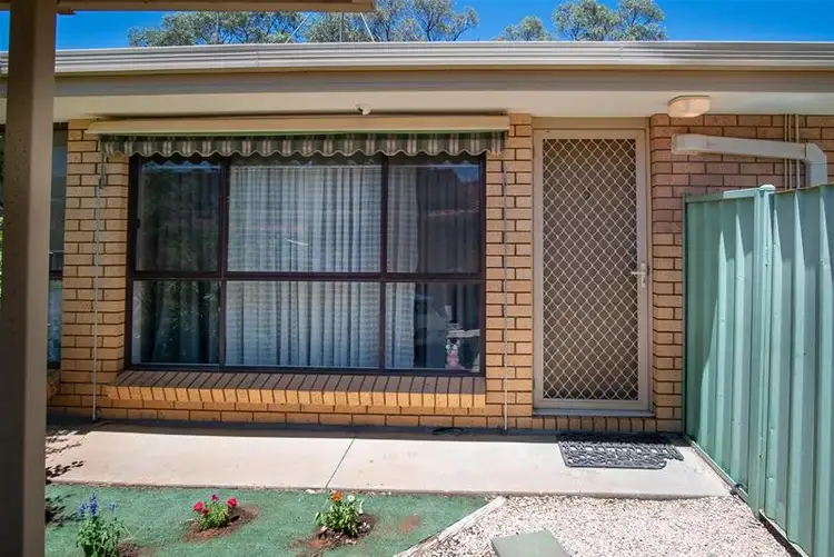 Second view of Homely house listing, 9/6-10 Hendy Road, Buronga NSW 2739