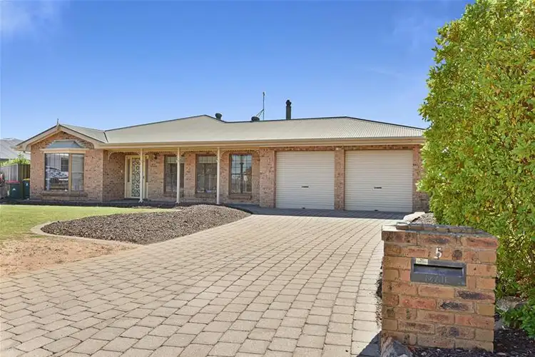 5 Takari Court, Hallett Cove SA 5158