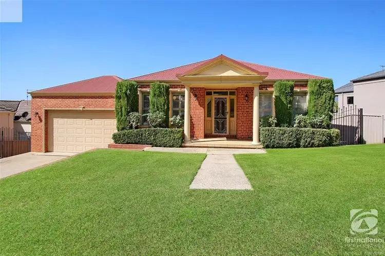 33 Avondale Drive, Wodonga VIC 3690