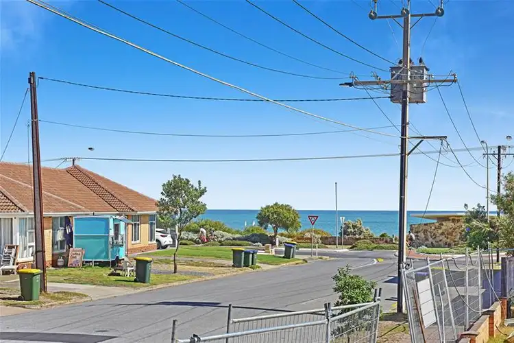 4 Stanhope Street, West Beach SA 5024